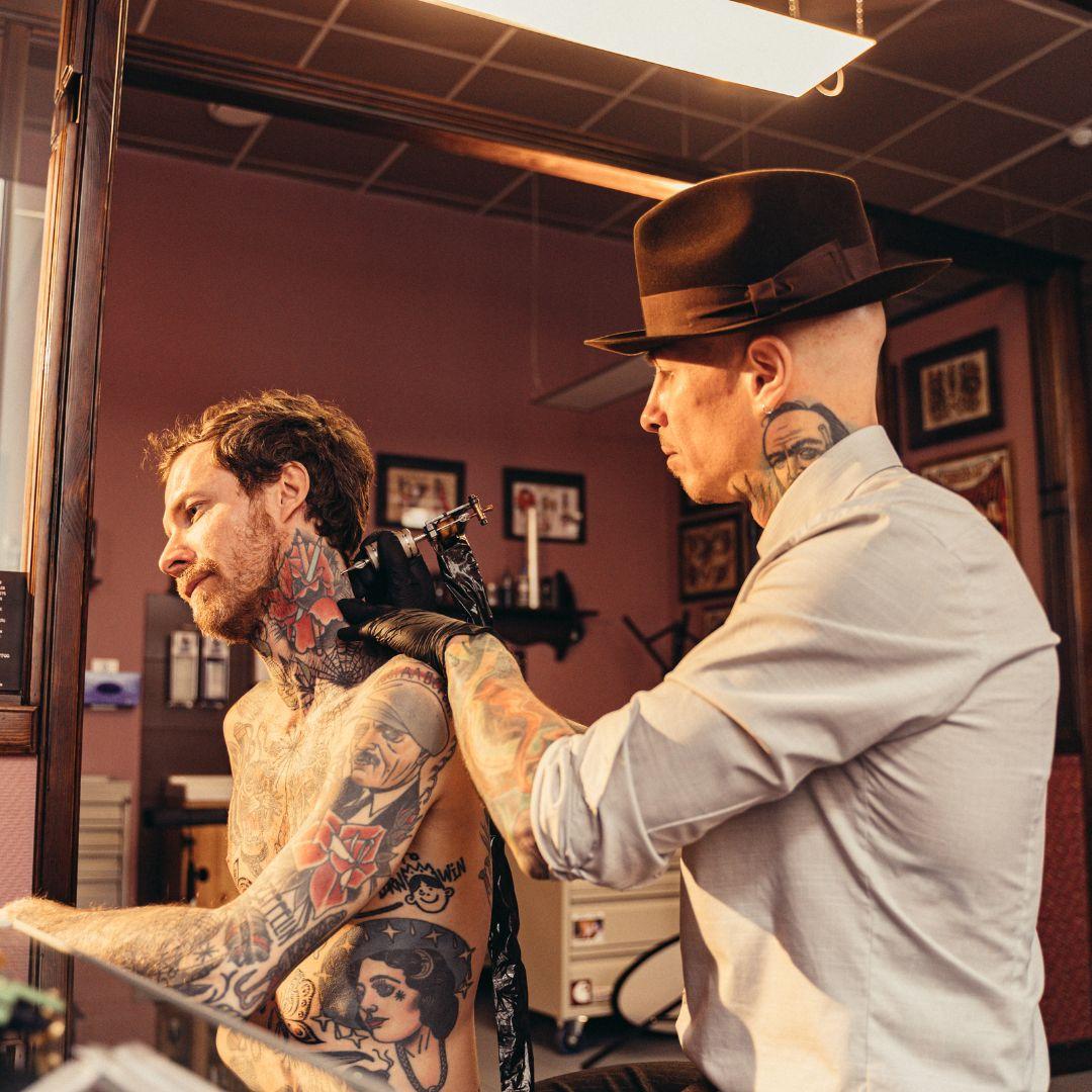 6 tipos de clientes de estudios de tatuaje: ¿cómo abordarlos? PARTE UNA