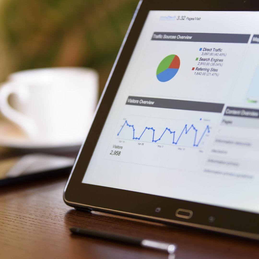Four effective ways of attracting more online customers