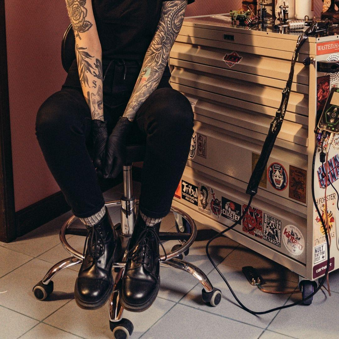 Änderung der Preise im Tattoo-Studio ohne Kundenverlust