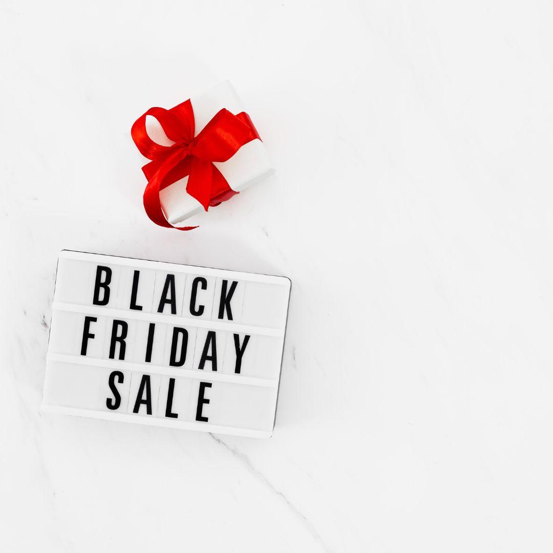 Image visualising topic of: Black Friday at the tattoo studio - What can you do on this occasion?
